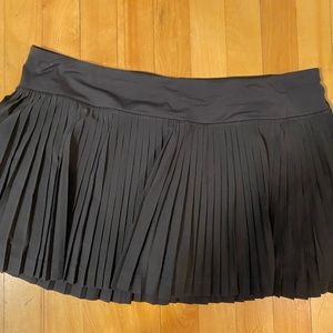 Lululemon pleated skort